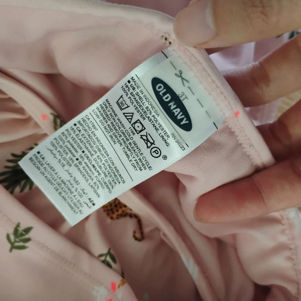 Old Navy Girls UPF 50 Big Cat Print Swimsuit Set Sz 3T